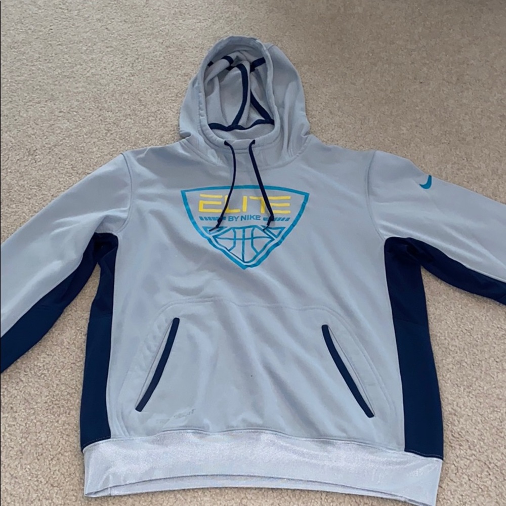 Nike elite hoodie